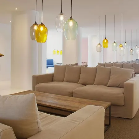 Hm Tropical Hotel 4*