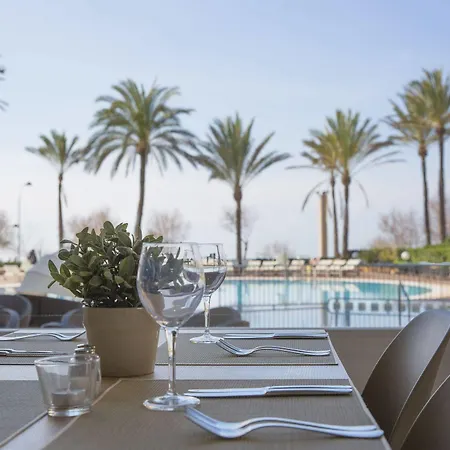 Hm Tropical Hotel 4*